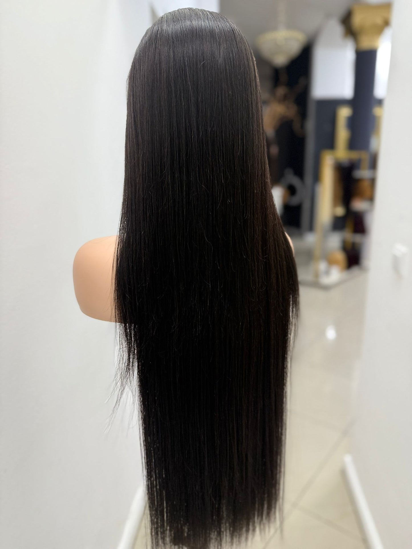 Sleek Bone straight with fronter