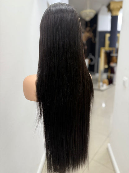 Sleek Bone straight with fronter
